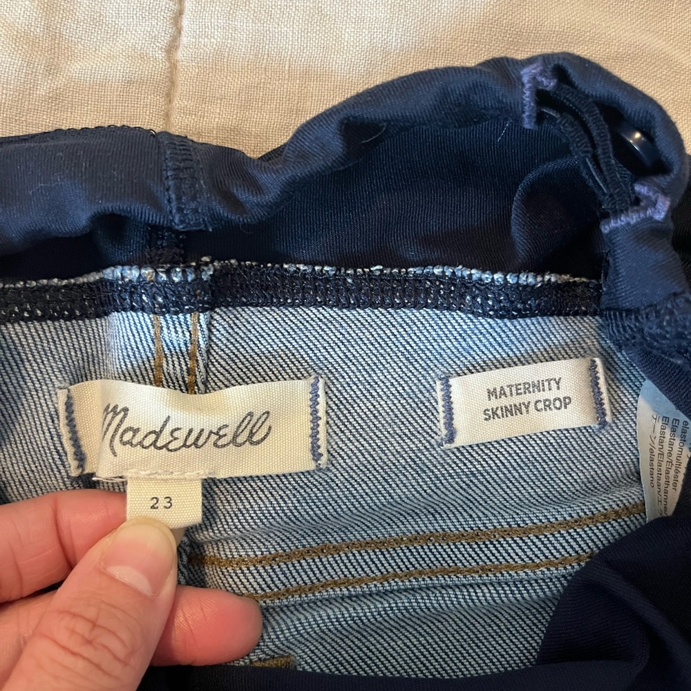 Madewell Maternity Skinny Crop Jeans - Picture 4 of 4